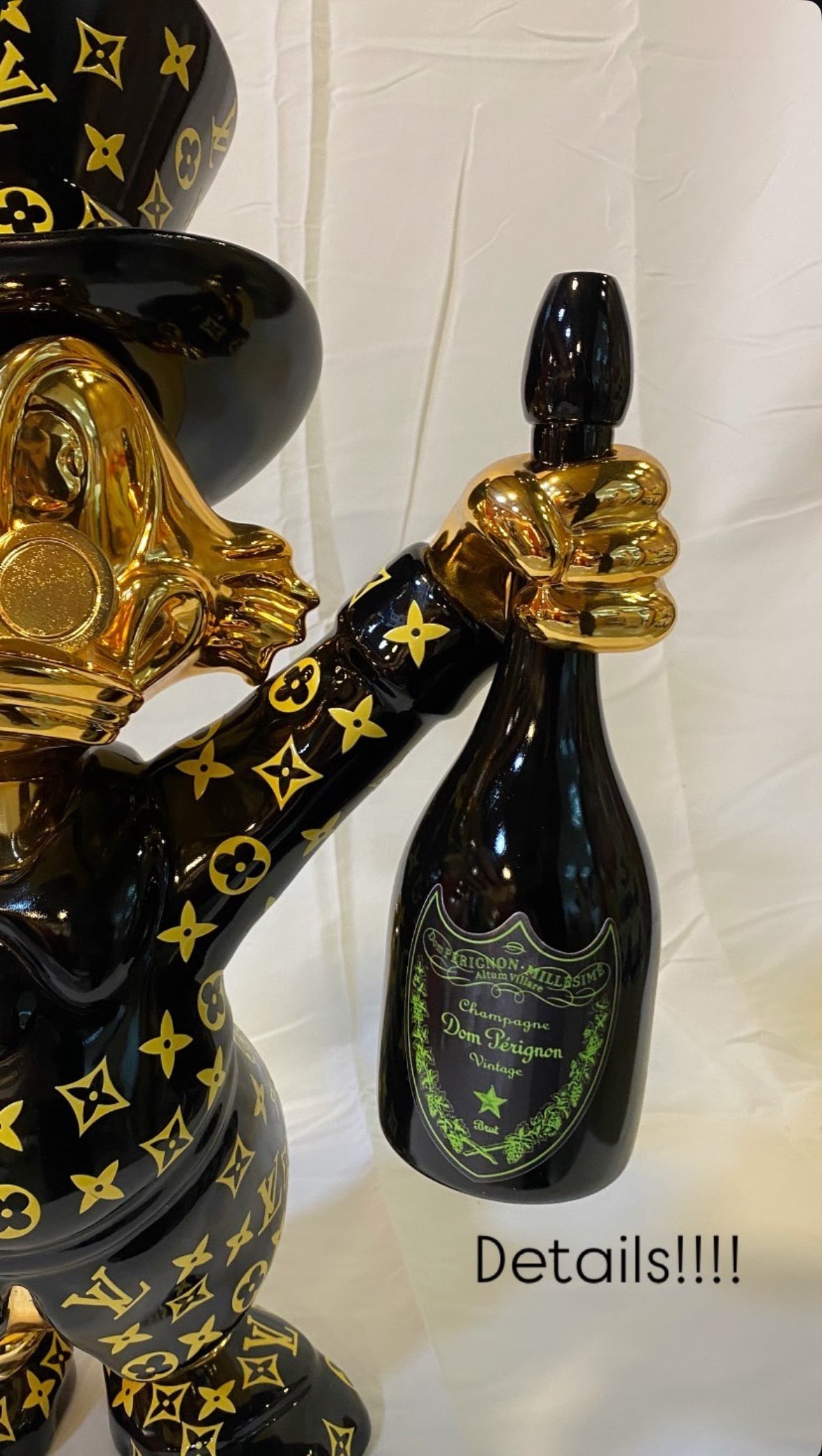 Sculpture #26 - Scrooge LV Champagne Edition