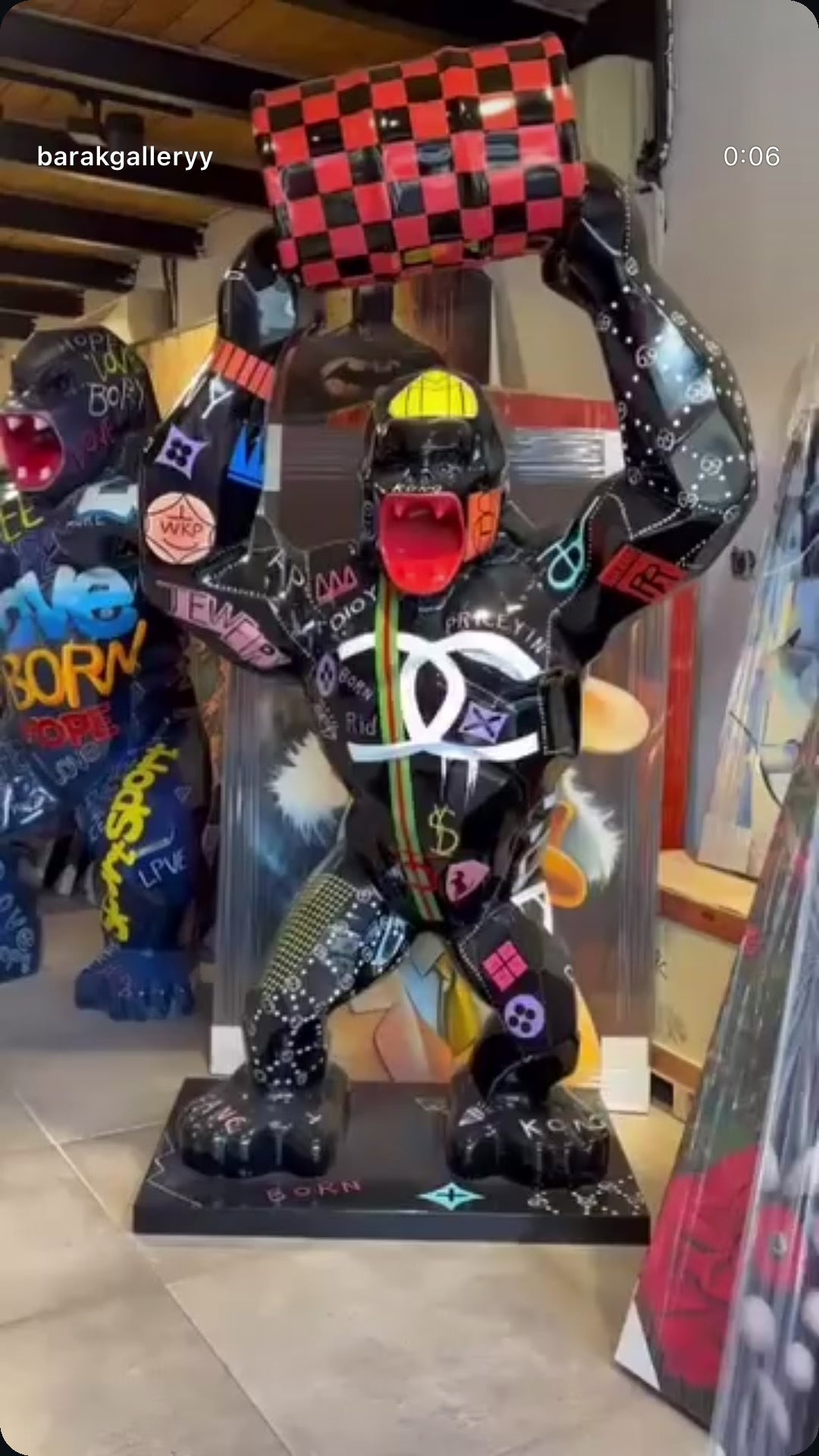 Sculpture #28 - King Kong Luxury Edition